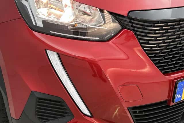 Peugeot 2008 (2022) thumbnail 25