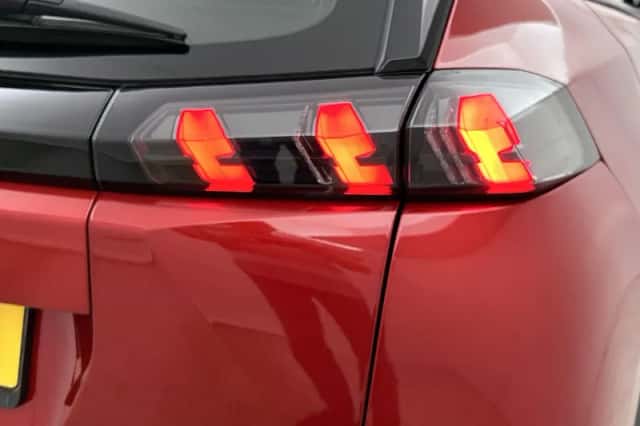 Peugeot 2008 (2022) thumbnail 27