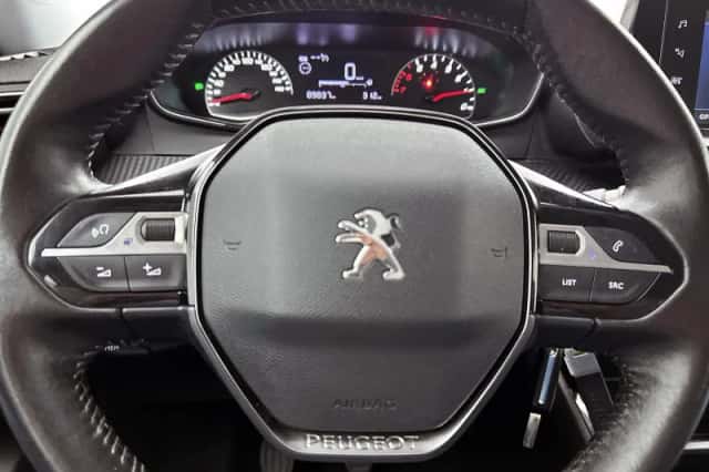 Peugeot 2008 (2022) thumbnail 33