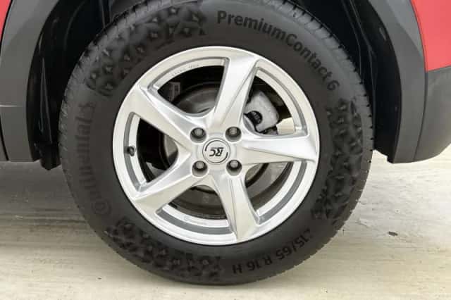 Peugeot 2008 (2022) thumbnail 35