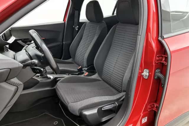Peugeot 2008 (2022) thumbnail 36