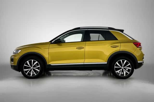Volkswagen T-Roc (2018) thumbnail 2