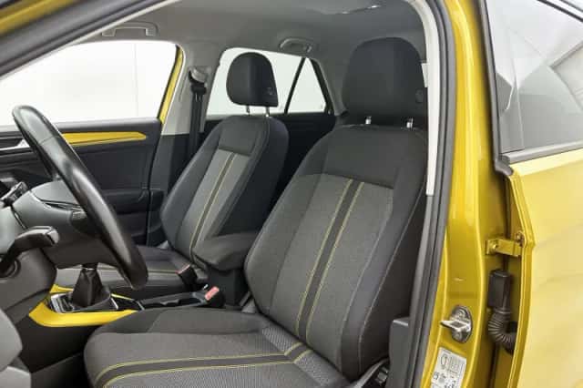Volkswagen T-Roc (2018) thumbnail 38