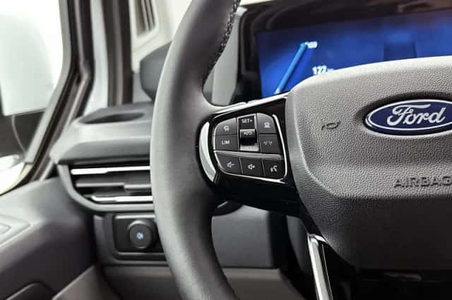 Ford Transit Custom (2026) thumbnail 6