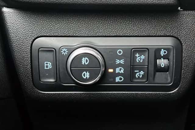 Ford Kuga (2022) thumbnail 17