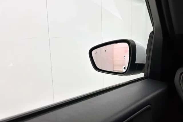 Ford Kuga (2022) thumbnail 25