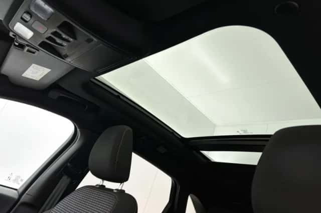 Ford Kuga (2022) thumbnail 30