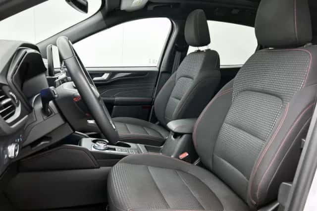 Ford Kuga (2022) thumbnail 35