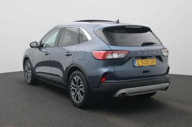 Ford Kuga (2021) thumbnail 2