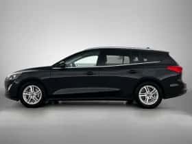 Ford Focus (2020) thumbnail 2