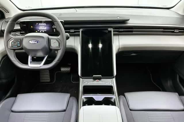Ford Explorer (2026) thumbnail 18