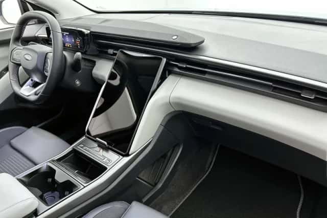 Ford Explorer (2026) thumbnail 19