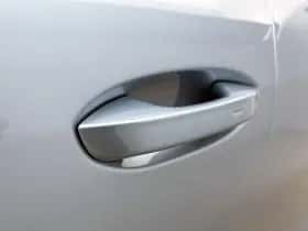Ford Explorer thumbnail 25