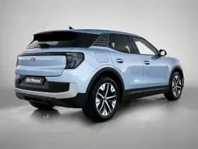 Ford Explorer thumbnail 4