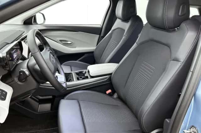 Ford Explorer (2026) thumbnail 32