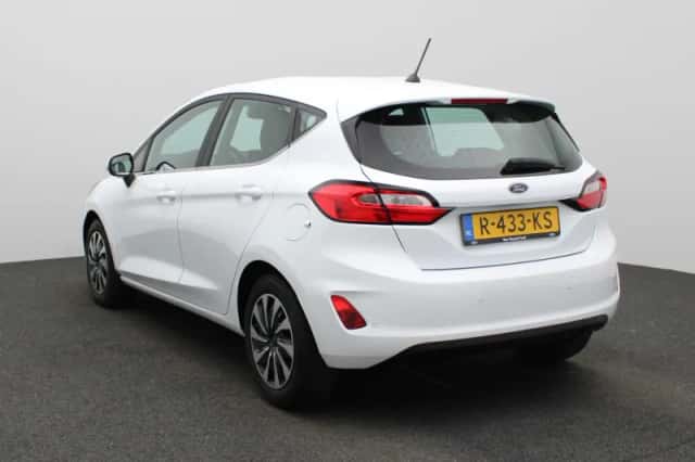 Ford Fiesta (2022) thumbnail 2