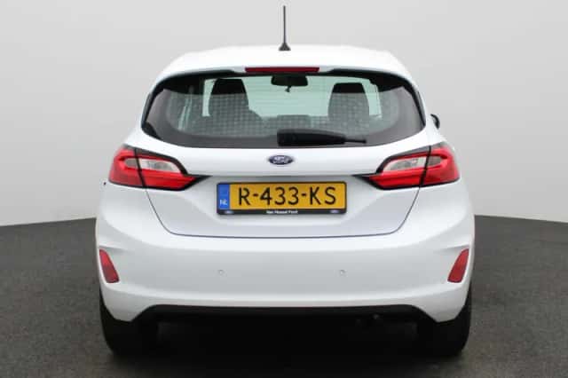 Ford Fiesta (2022) thumbnail 5