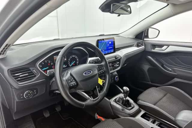 Ford Focus (2022) thumbnail 21