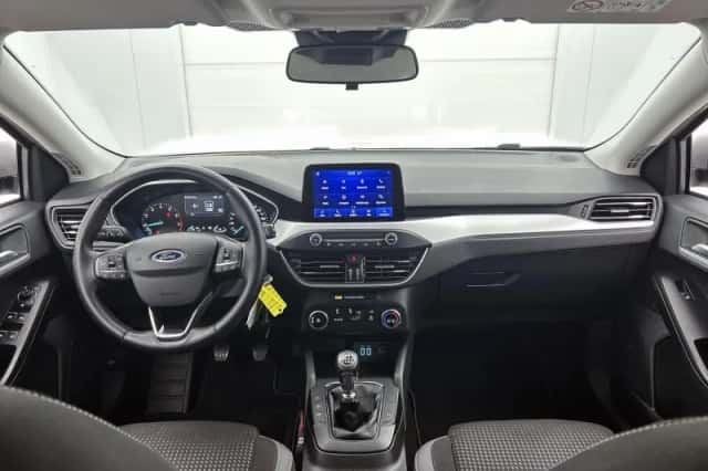 Ford Focus (2022) thumbnail 22