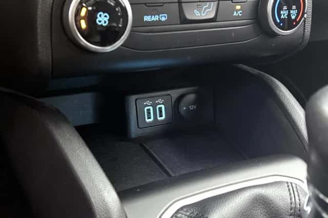 Ford Focus (2022) thumbnail 30