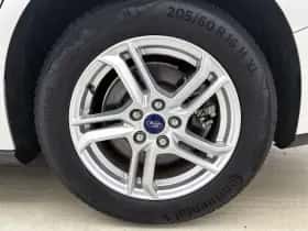 Ford Focus (2022) thumbnail 31