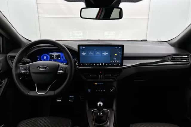 Ford Focus (2023) thumbnail 19