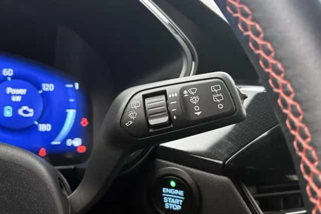 Ford Kuga (2021) thumbnail 12