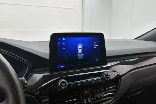 Ford Kuga (2021) thumbnail 18