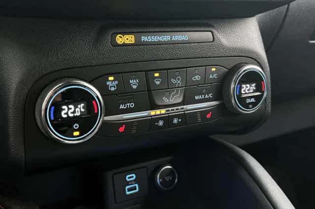 Ford Kuga (2021) thumbnail 24
