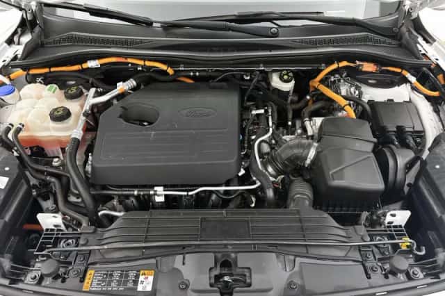 Ford Kuga (2021) thumbnail 32