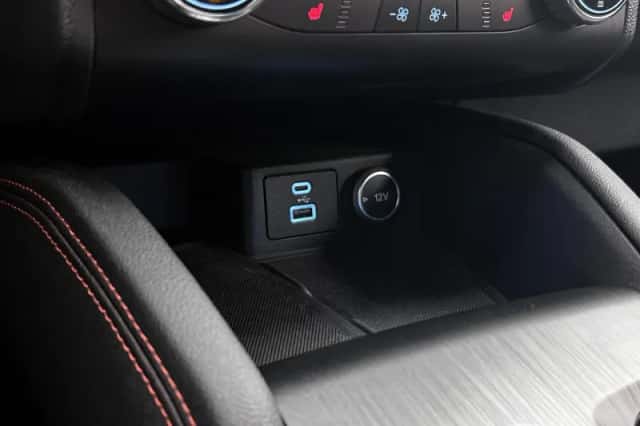 Ford Kuga (2021) thumbnail 37