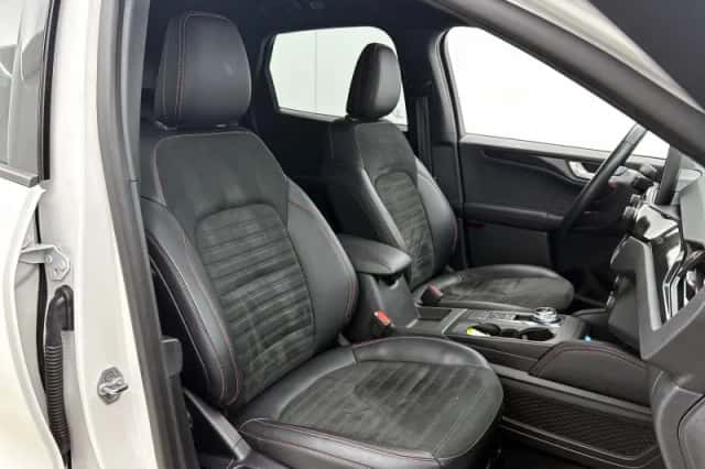 Ford Kuga (2021) thumbnail 40