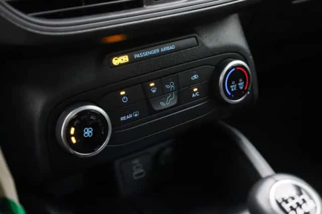 Ford Focus (2023) thumbnail 16