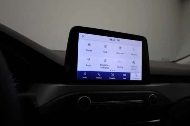 Ford Focus (2023) thumbnail 25