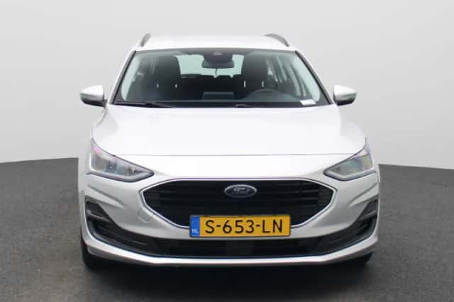 Ford Focus (2023) thumbnail 4