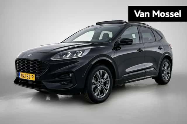 Ford Kuga (2023) thumbnail 1