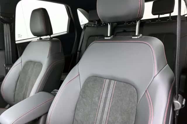 Ford Kuga (2026) thumbnail 12