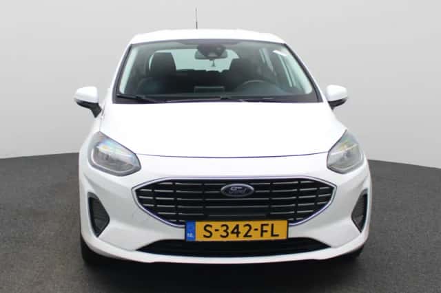 Ford Fiesta (2023) thumbnail 3