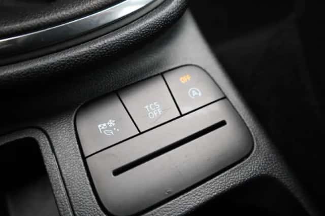 Ford Fiesta (2023) thumbnail 24