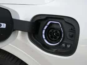 Ford Kuga thumbnail 10