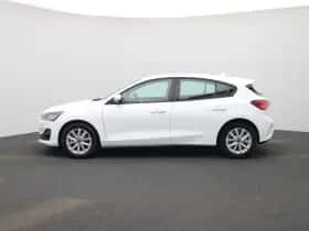 Ford Focus thumbnail 4