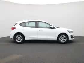 Ford Focus thumbnail 6