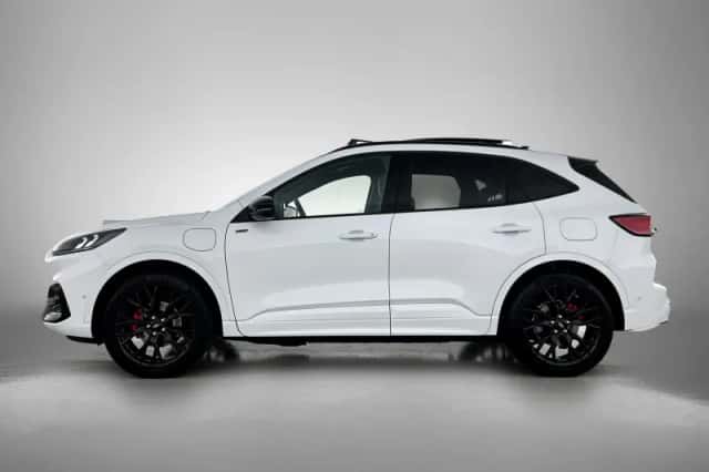 Ford Kuga (2024) thumbnail 2
