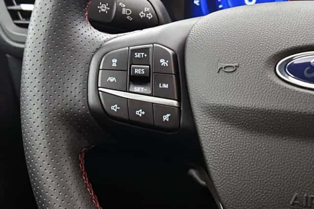 Ford Kuga (2024) thumbnail 6