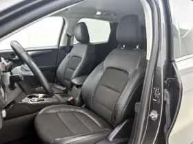 Ford Kuga thumbnail 42