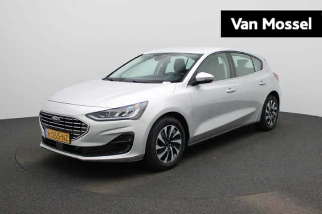 Ford Focus (2022) thumbnail 1