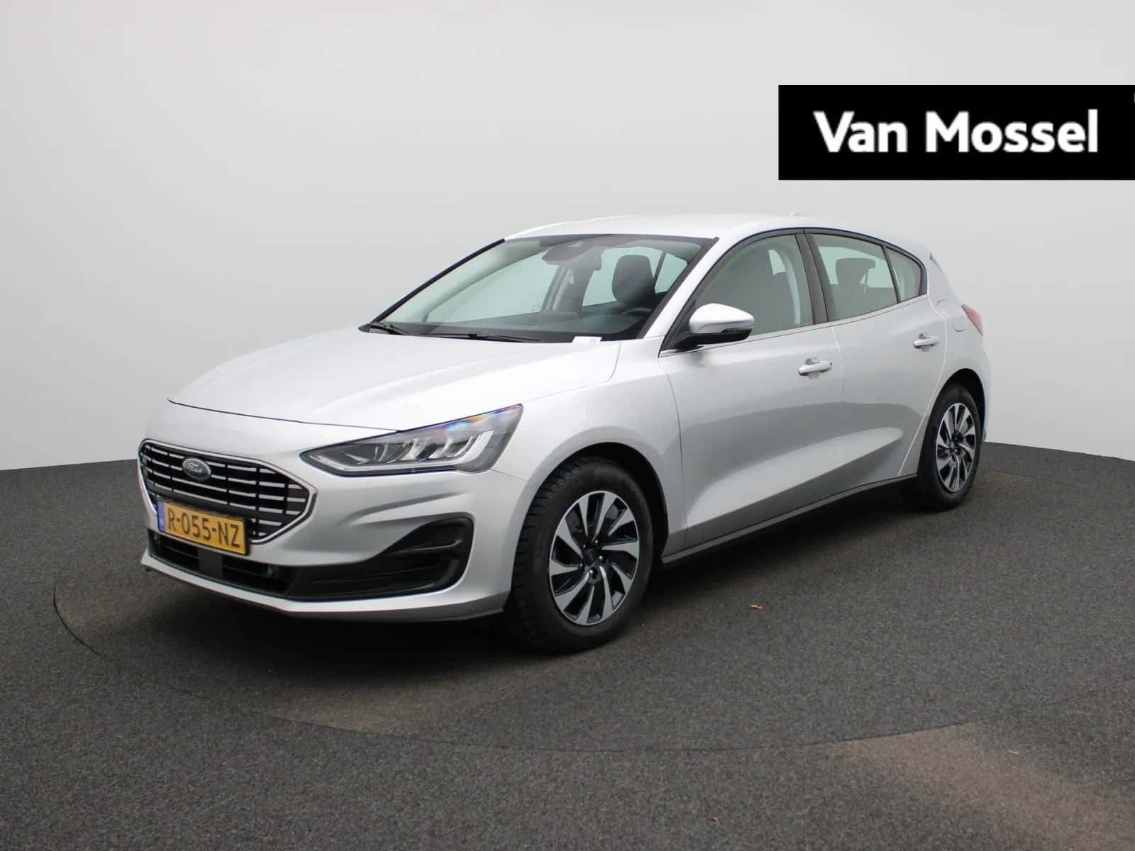 Ford Focus (2022) — foto 1