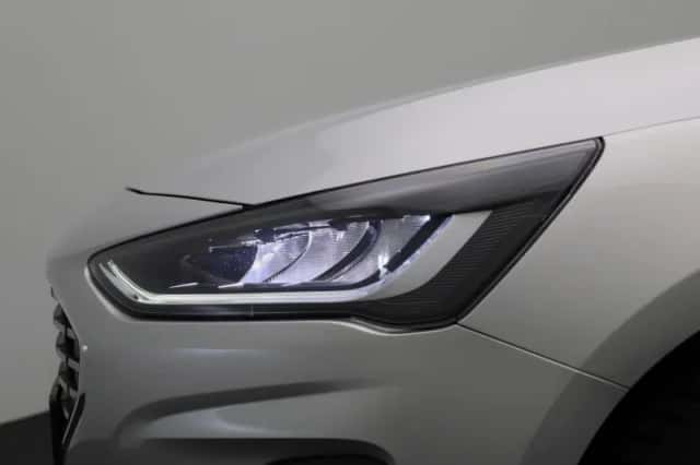 Ford Focus (2022) thumbnail 15