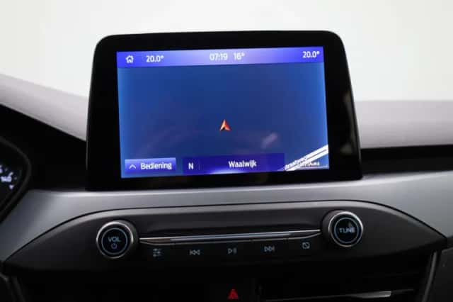 Ford Focus (2022) thumbnail 16
