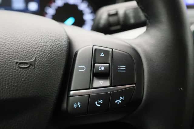 Ford Focus (2022) thumbnail 22